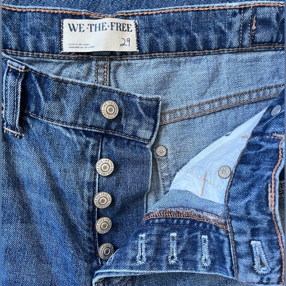 WE THE FREE  button fly SLIM SHADE SELVEDGE JEANS size 29 - Picture 9 of 12